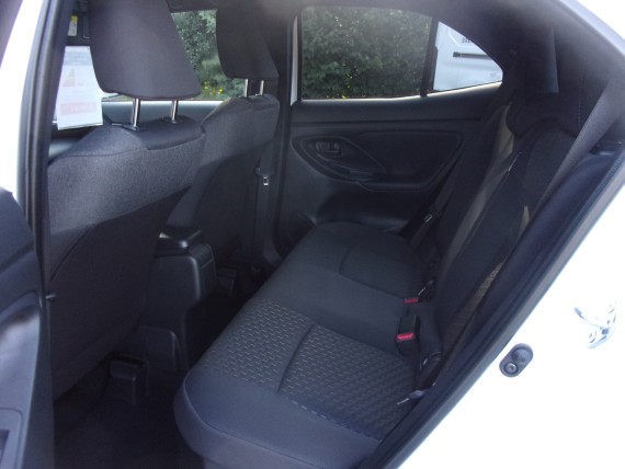 TOYOTA YARIS CROSS YARIS CROSS BLANCHE-017.jpg